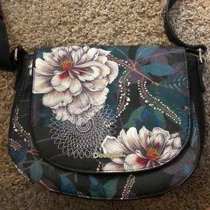 Fashionable, Two-Fronted Desigual Purse
